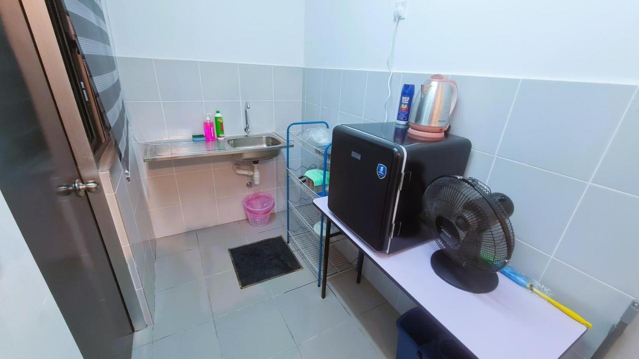 No Tourist Comfortable 3 For 6pax Kepong Kl 1 Free Car Park Pangsapuri